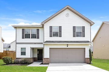 7815 Bell Tower Ln Fairburn, GA 30213